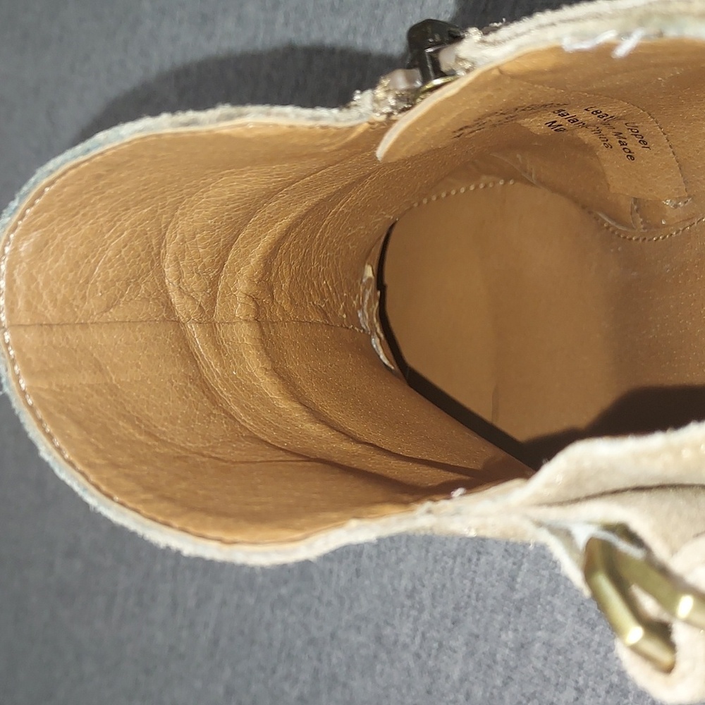 Franco Sarto Matisse Tan Suede Ankle Bootie Short Heel Side Zip Size US8 EU38 - Picture 11 of 12